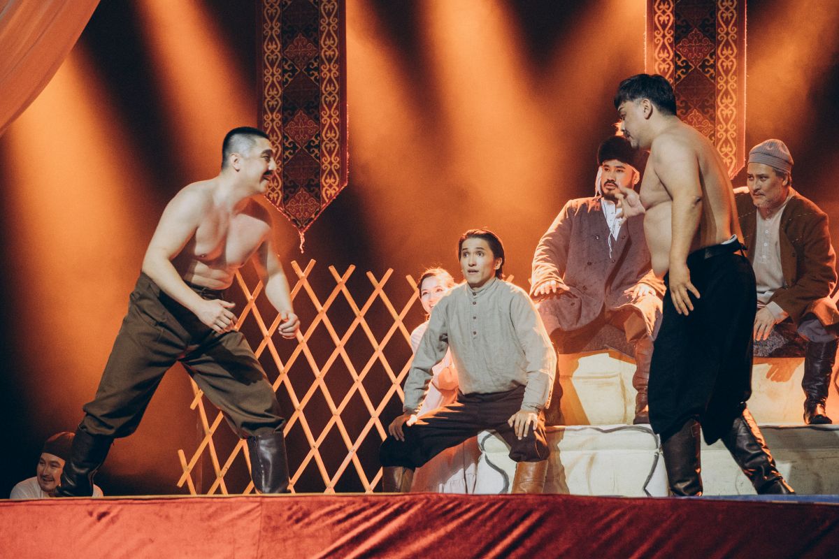 قاجىمۇقان تۋرالى تۇڭعىش دراما