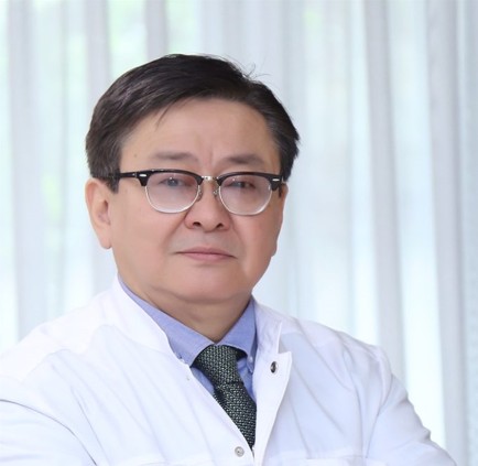 كوپتىڭ العىسىنا بولەنگەن دارىگەر