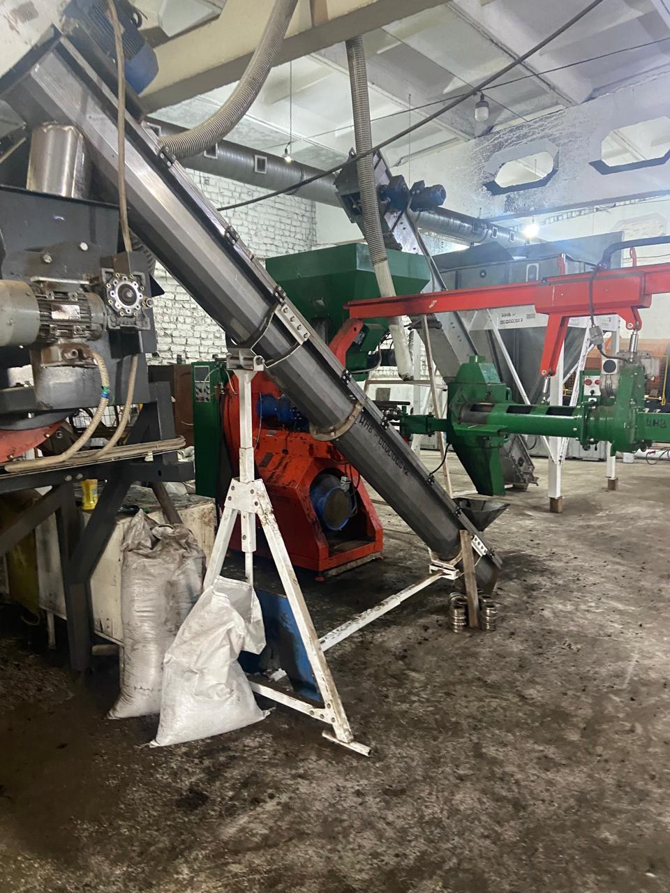 تەرى زاۋىتى توڭىرەگىندەگى تۇيتكىل