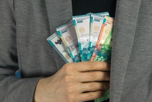 پەتروپاۆلدا مەملەكەتكە 2 ملرد تەڭگە زالال كەلتىرگەن لاۋازىمدى تۇلعا قاماۋعا الىندى