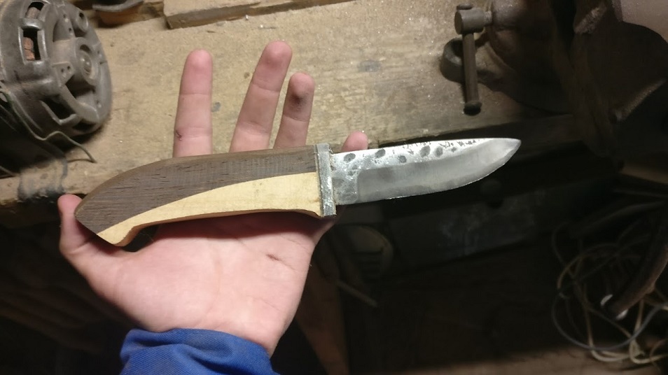 پىشاق الا جۇگىرگەن: استانادا 7 جاستاعى بالانىڭ ارەكەتى جۇرتتى شوشىتتى