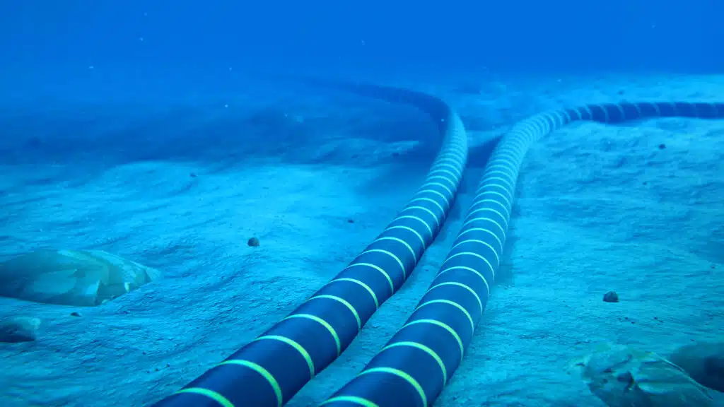 كاسپي تەڭىزى ارقىلى وتەتىن ينتەرنەت كابەل قۇرىلىسى قاشان اياقتالادى؟