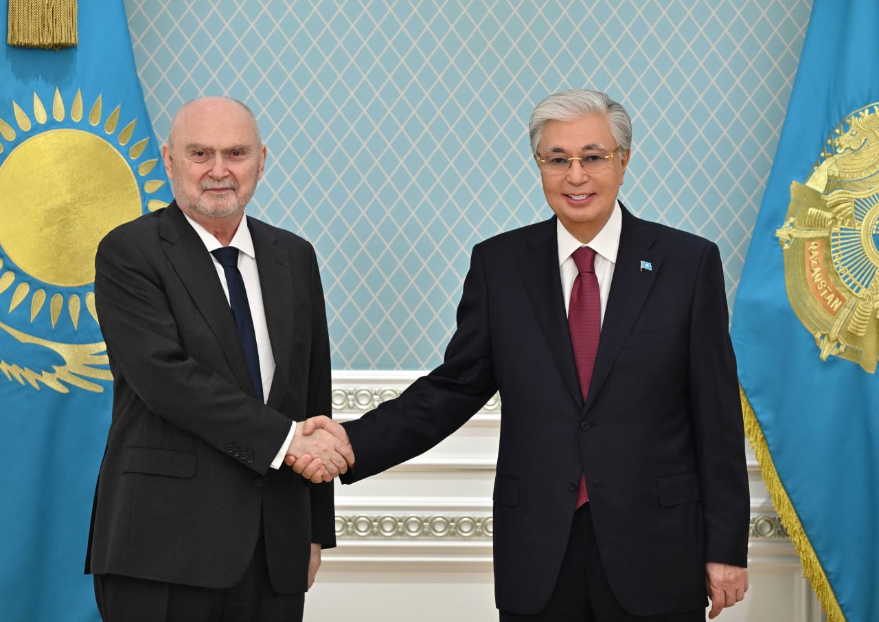 پرەزيدەنت ەقىۇ-نىڭ باس حاتشىسىن قابىلدادى