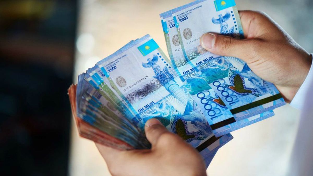 اباي وبلىسىندا شارۋا قوجالىعى باسشىسى 211 ملن تەڭگە جىمقىرعان