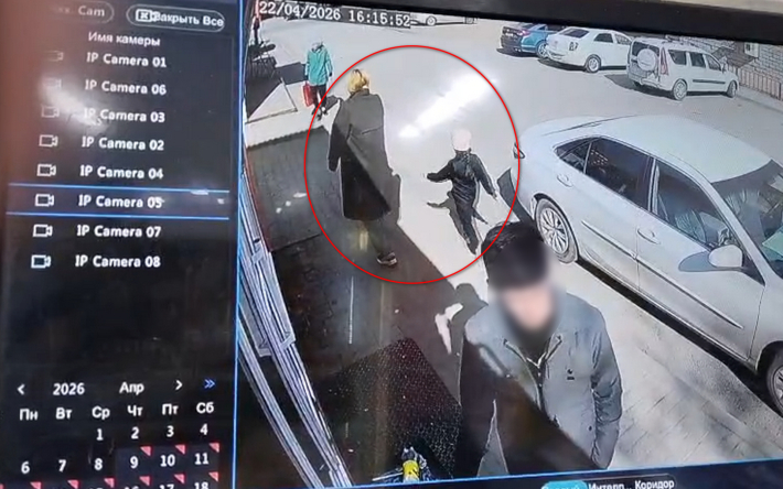 بالا ۇرلاۋ ءىسى: اقتوبەدە بەلگىسىز بىرەۋ كىشكەنتاي قىزدى الىپ كەتپەك بولعان