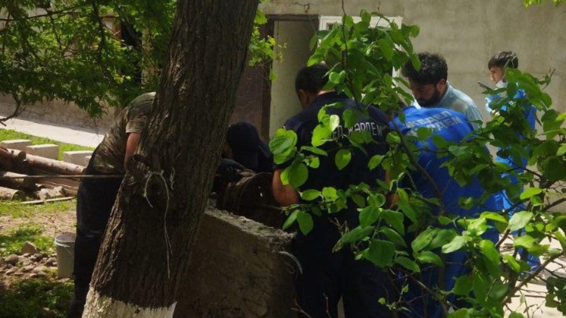 شىمكەنتتە ەكى جاسار قىز 24 مەترلىك قۇدىققا قۇلاپ كەتتى