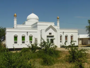 عىلىم مەن ءدىندى قاتار ۇستاعان ءايىپ قاجى