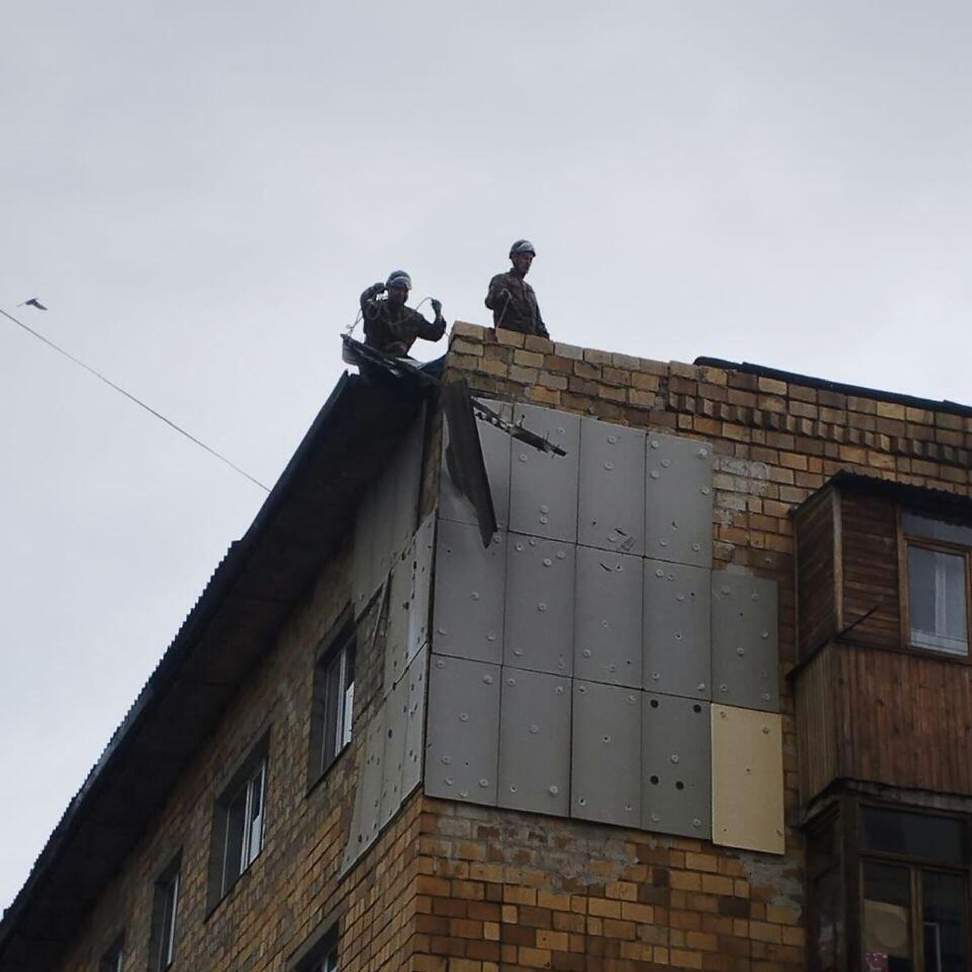 قازاقستاندا دۇلەي داۋىلدان مەكتەپتەر قيراپ, ادامدار اۋرۋحاناعا ءتۇستى