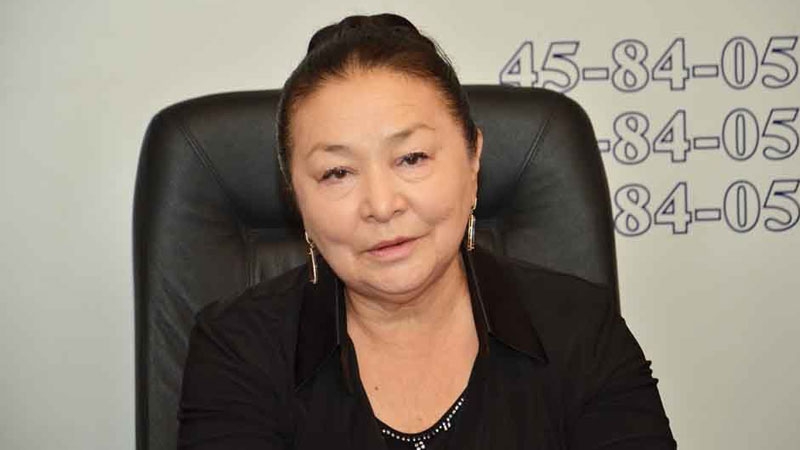 جەكە تانىس ەمەسپىز: مەرۋەرت وتەكەشوۆا پروديۋسەردىڭ قىمبات سىيلىعىنا قاتىستى العاش رەت پىكىر ءبىلدىردى