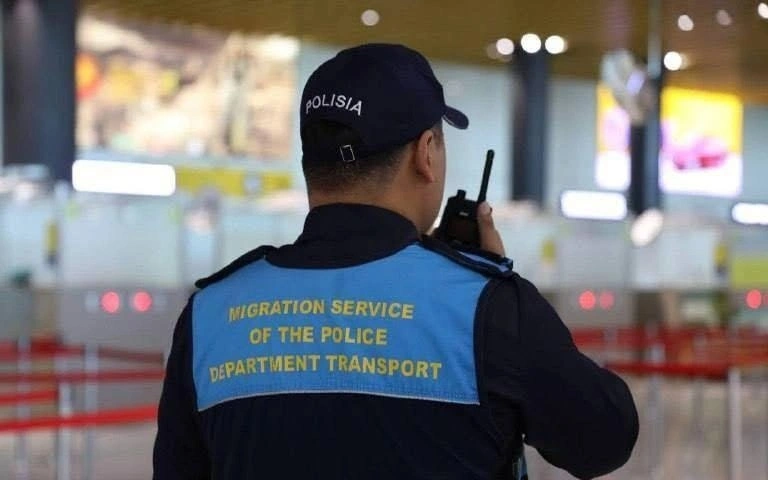 تەڭىزدەگى تەكسەرىس: 27 شەتەلدىك قازاقستاننان شىعارىلدى