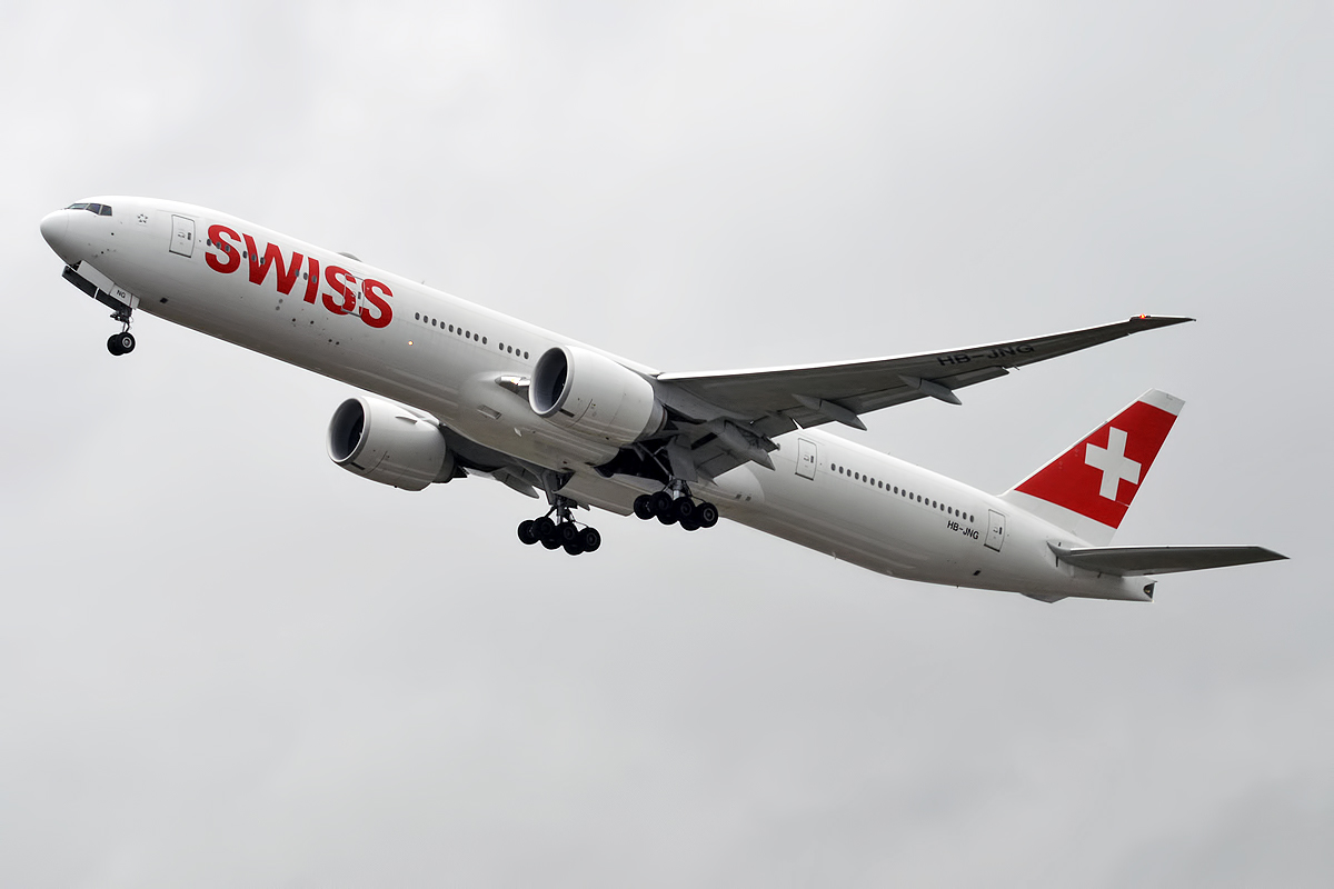 شۆەيتساريانىڭ SWISS ۇشاعى الماتى اۋەجايىنا شۇعىل قوندى