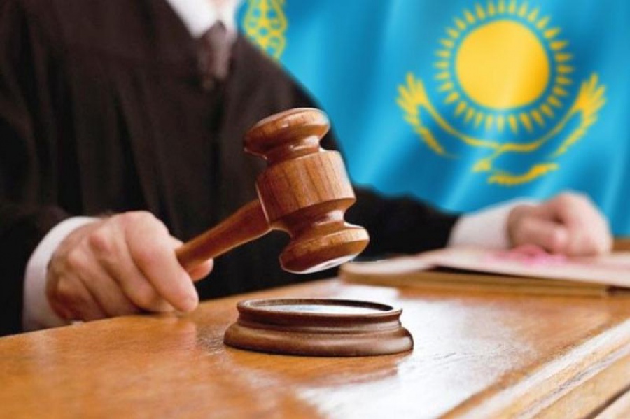 جەتىسۋ وبلىسىندا پوليتسيا قىزمەتكەرىنە قول كوتەرگەن تۇرعىن جازالاندى