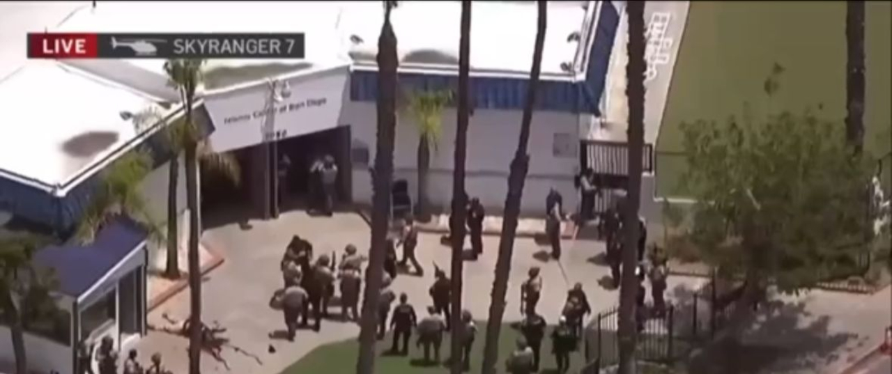 اقش-تاعى مەشىتتە اتىس بولىپ, بەس ادام كوز جۇمدى