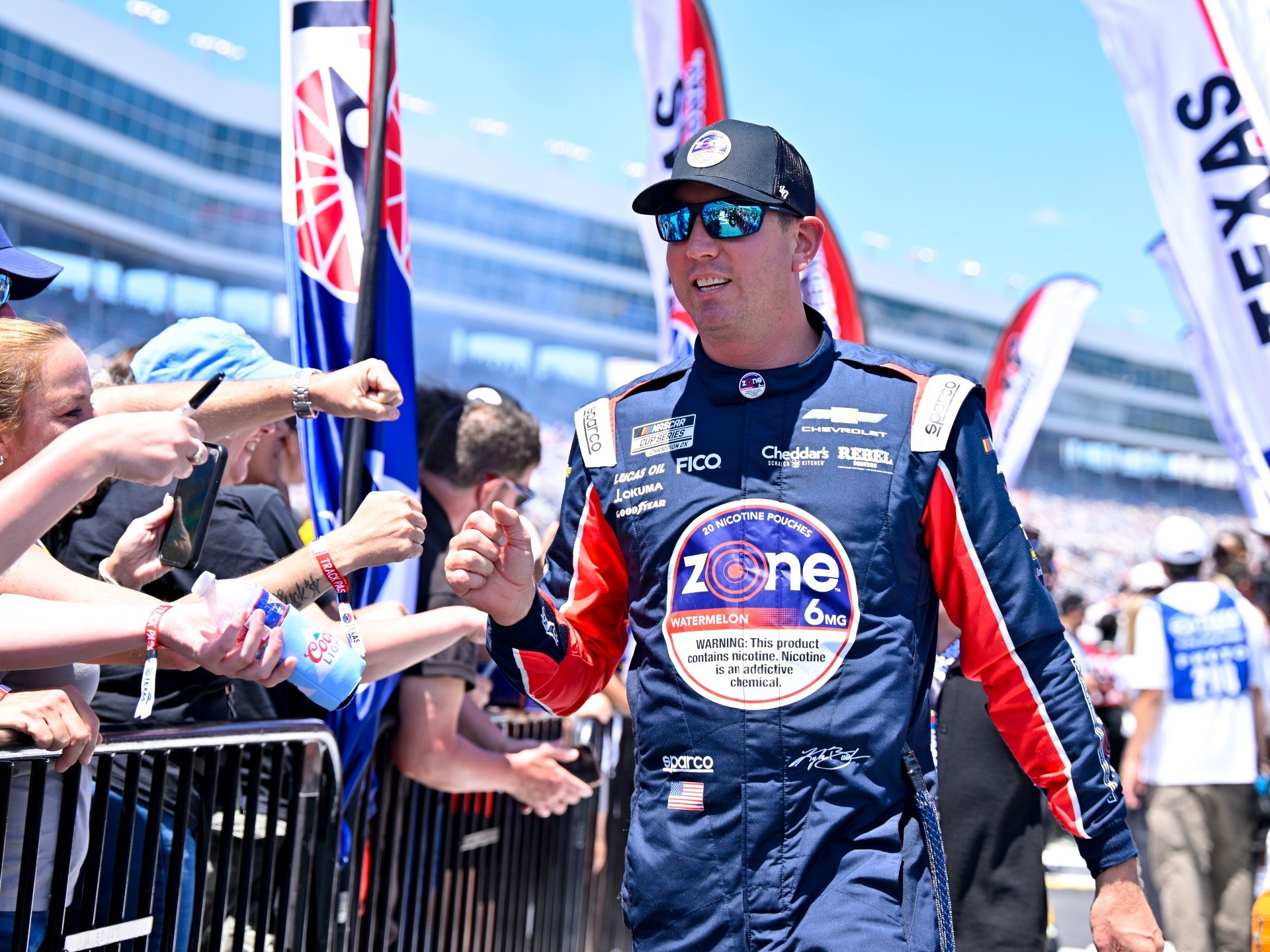 NASCAR-دىڭ ەكى دۇركىن چەمپيونى كايل بۋش قايتىس بولدى