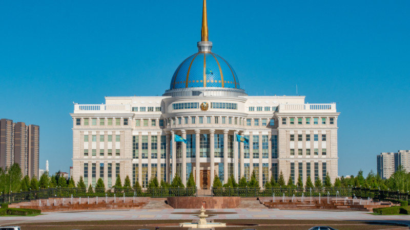 پرەزيدەنتتىڭ اتىنا قۇربان ايت مەرەكەسىنە وراي قۇتتىقتاۋ جەدەلحاتتار كەلىپ ءتۇستى