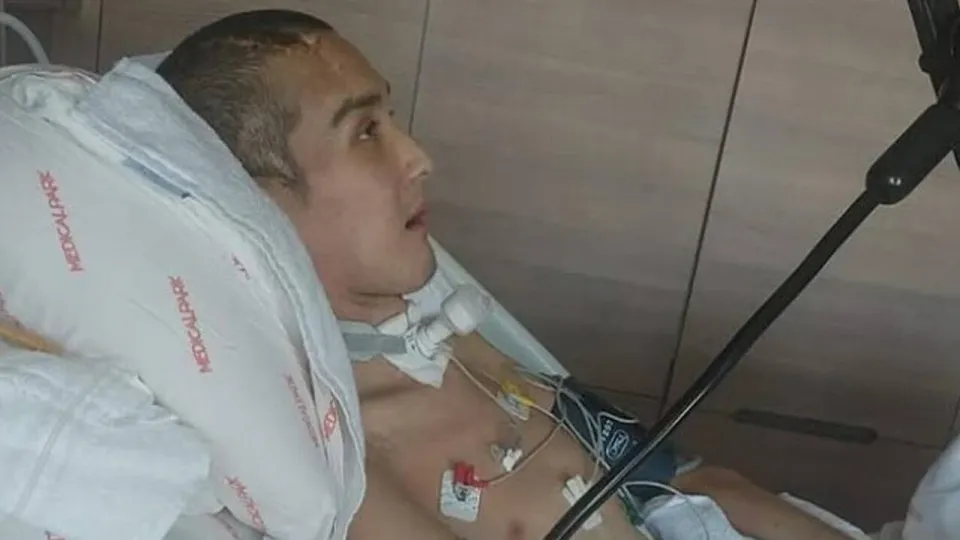 اسكەري بولىمدە اۋىر جاراقات العان سارباز ەربايان مۇحتاردىڭ جاعدايى كۇرت ناشارلادى