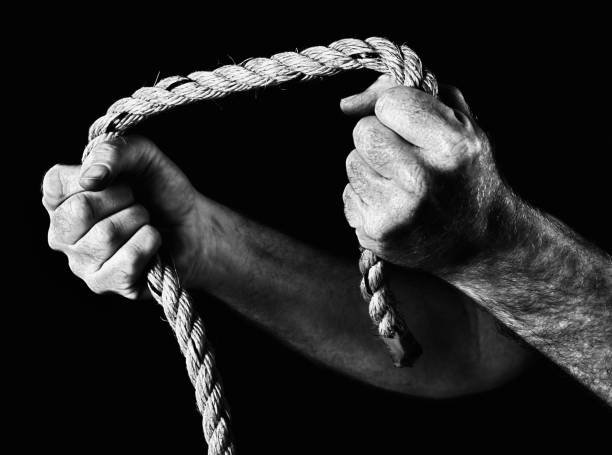 الماتى وبلىسىندا بەلگىسىز بىرەۋ ايەل ادامدى قىلعىندىرماق بولعان