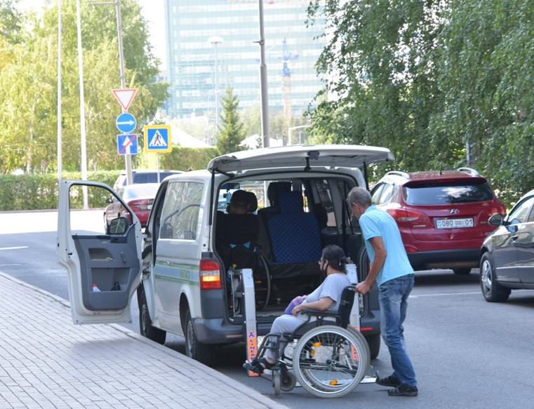 كەدەرگىسىز ورتا: ناتيجە مەن ناقتى قادام