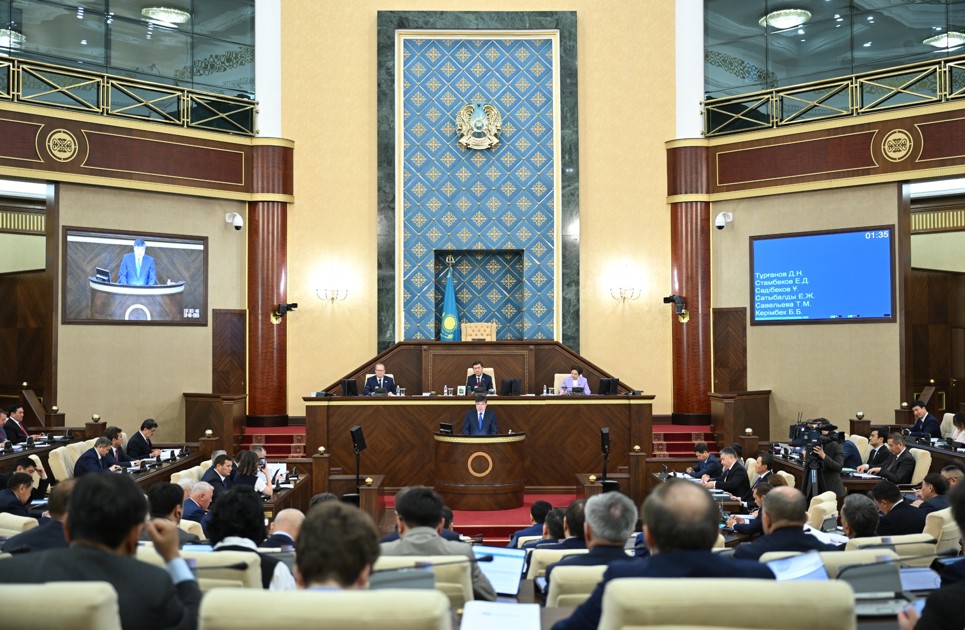بيۋدجەتتە الەۋمەتتىك سالاعا باسىمدىق بەرىلدى