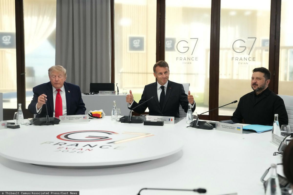 ترامپ پەن زەلەنسكي G7 سامميتىندە كەزدەستى
